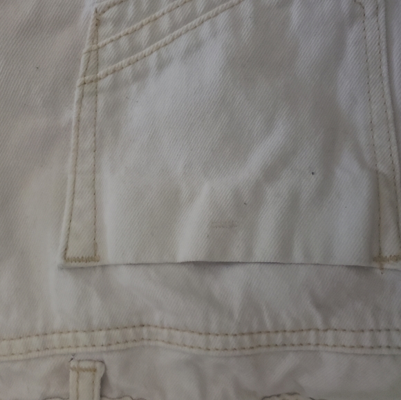 White distressed jean shorts - Picture 8 of 16